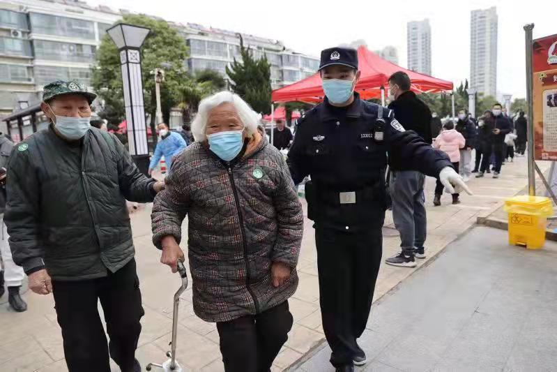 豺狼虎豹不畏俱打一生肖仔细释义、解释与落实、实时解答解释落实